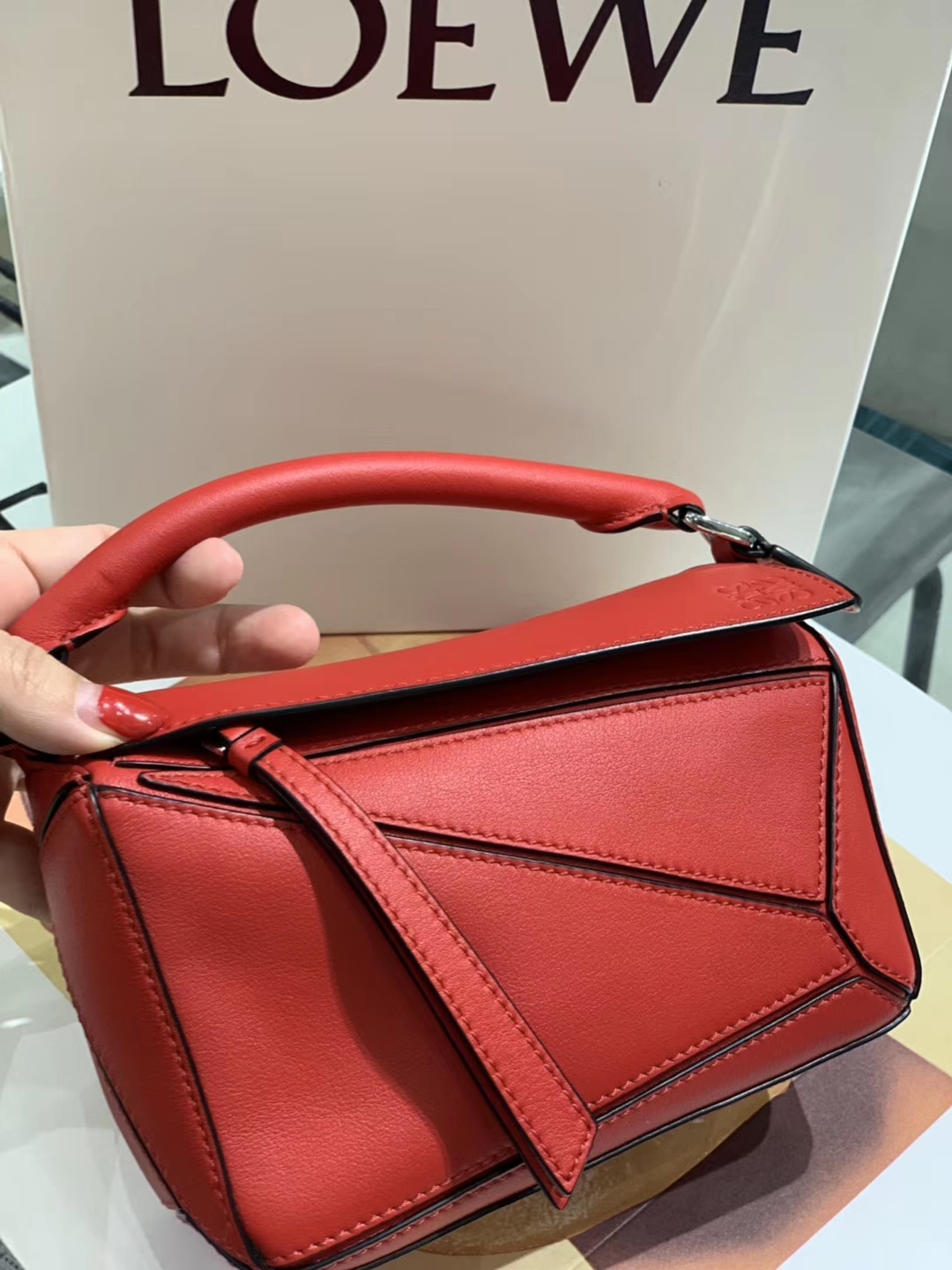 Loewe puzzle 迷你 超级跑量款 2019新色 大红色