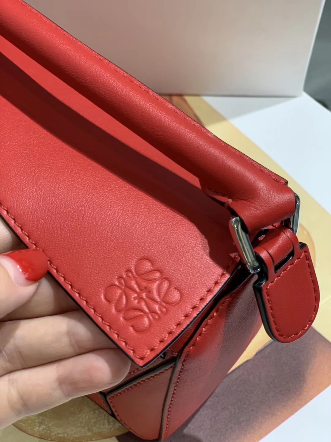 Loewe puzzle 迷你 超级跑量款 2019新色 大红色