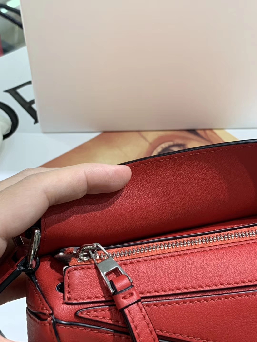 Loewe puzzle 迷你 超级跑量款 2019新色 大红色