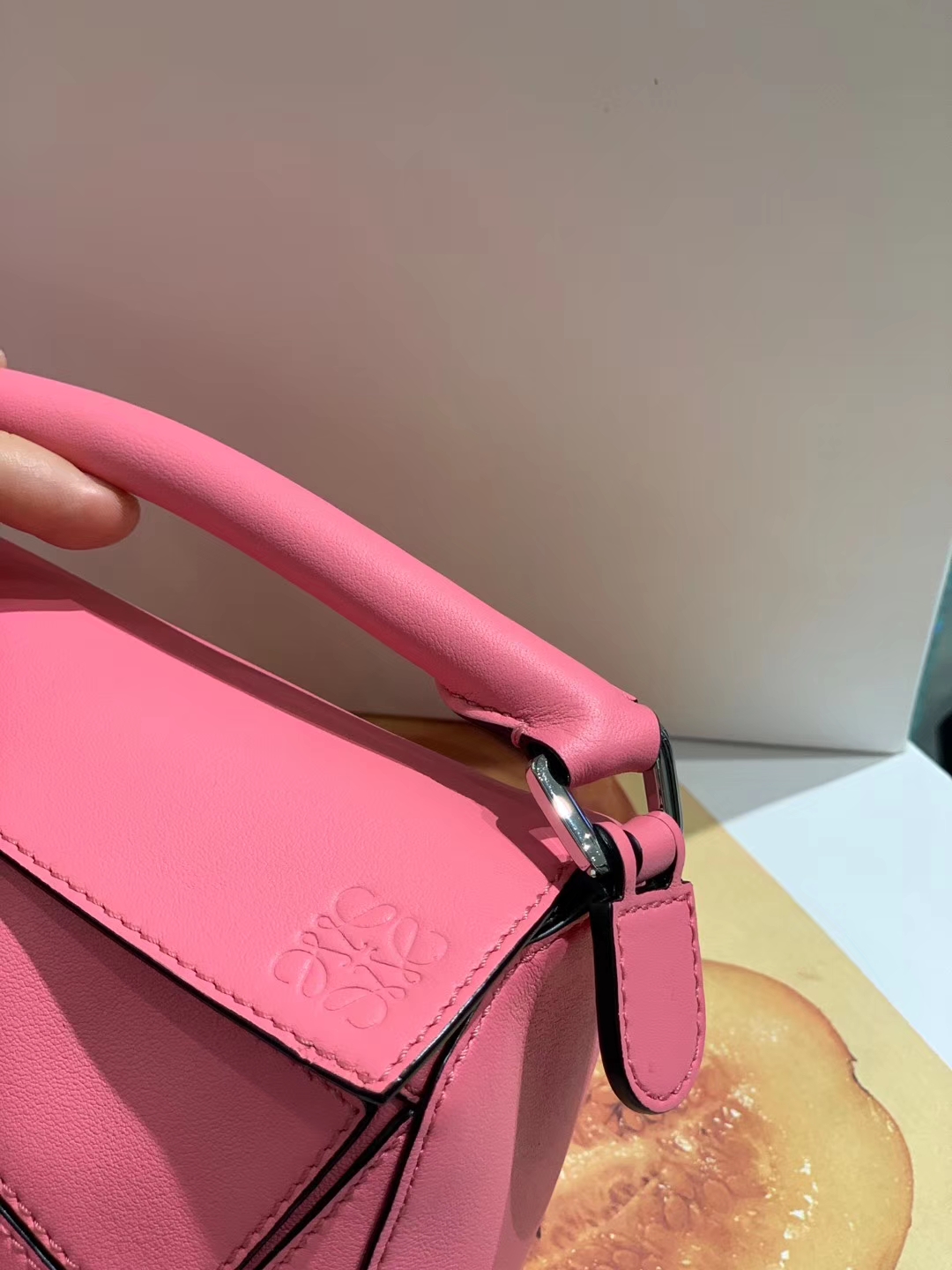 Loewe puzzle 迷你 超级跑量款 2019新色 玫红色