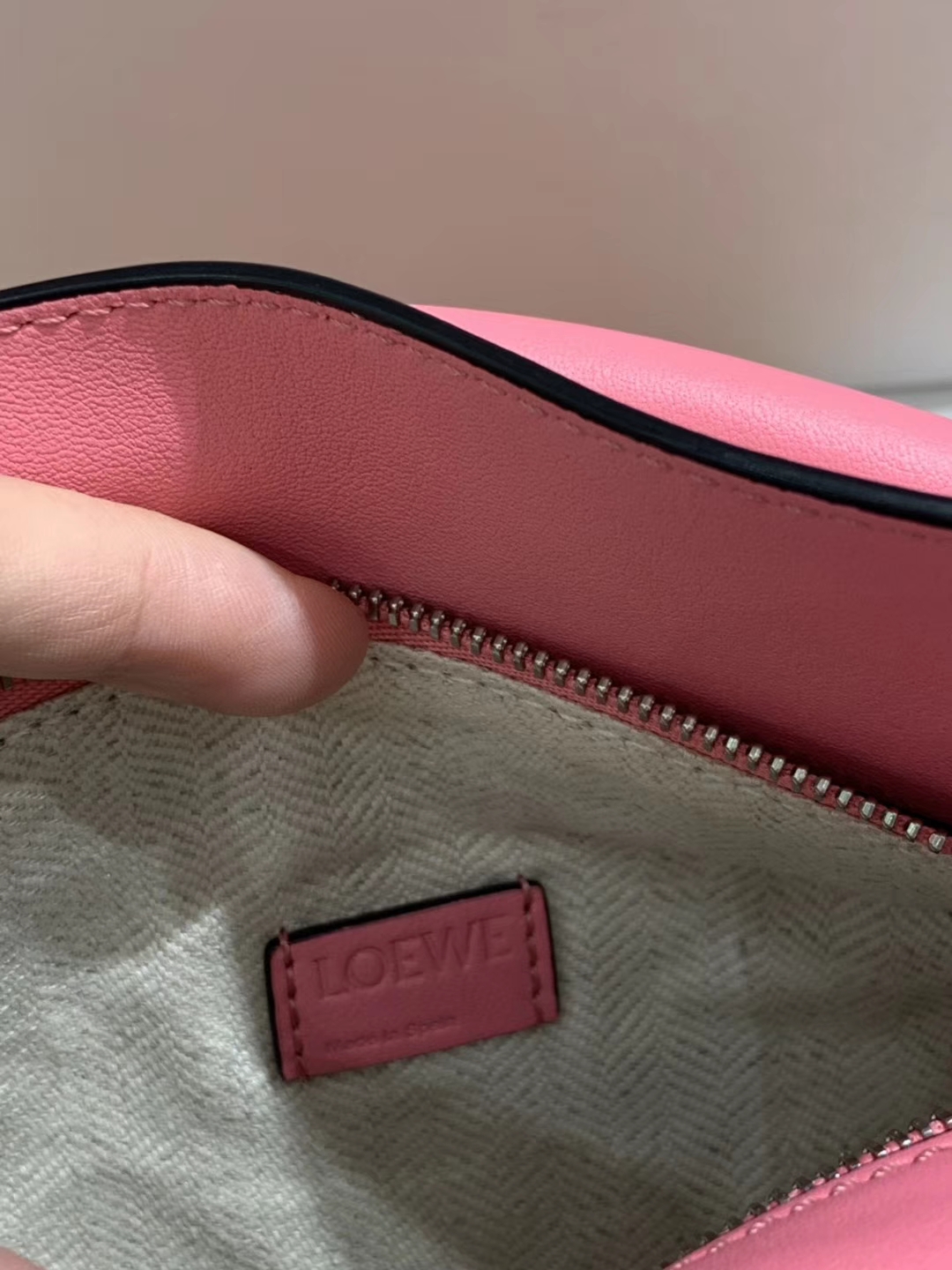 Loewe puzzle 迷你 超级跑量款 2019新色 玫红色