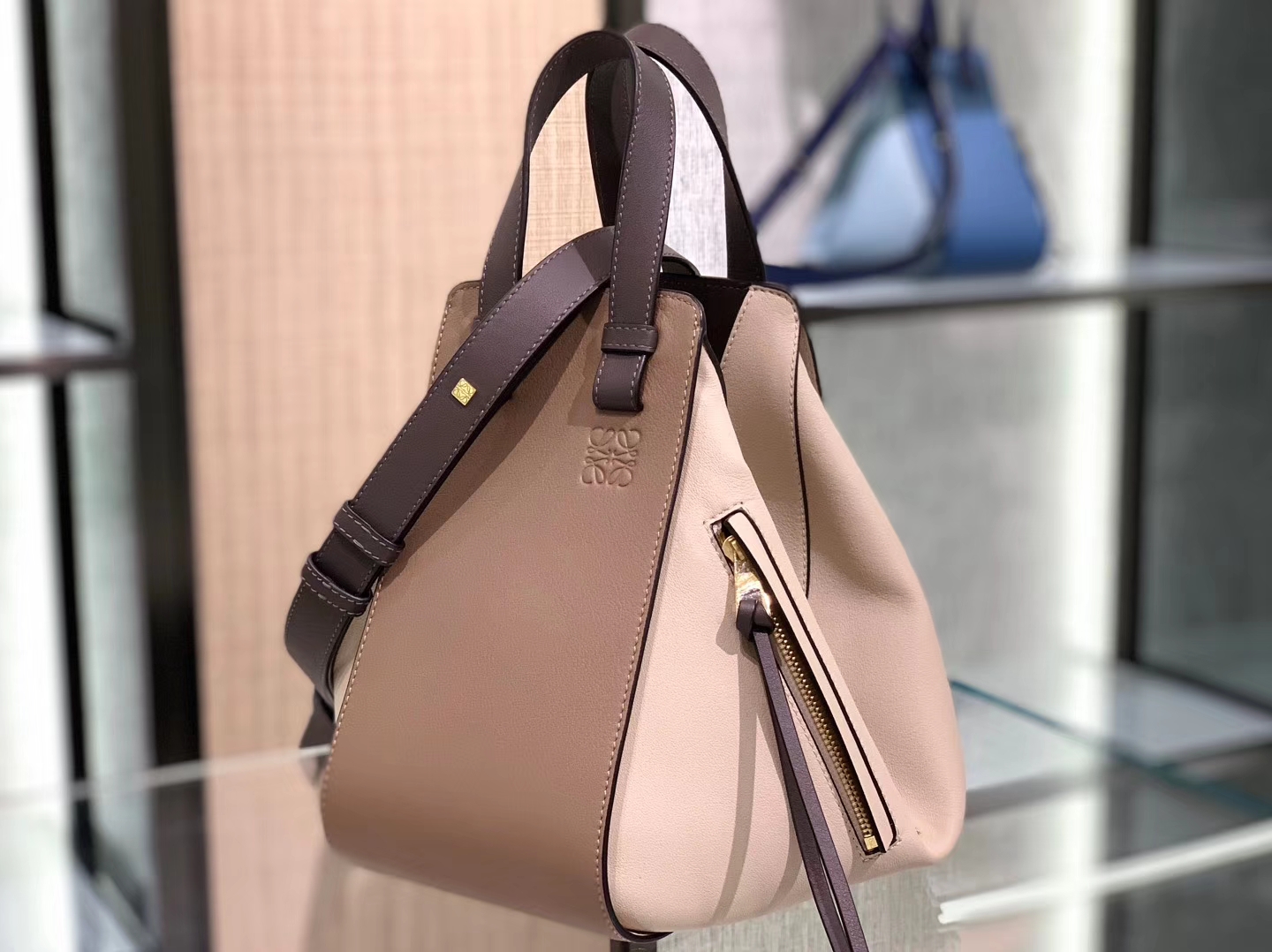 Loewe hammock 吊床包 新色 裸粉拼灰 六种背法