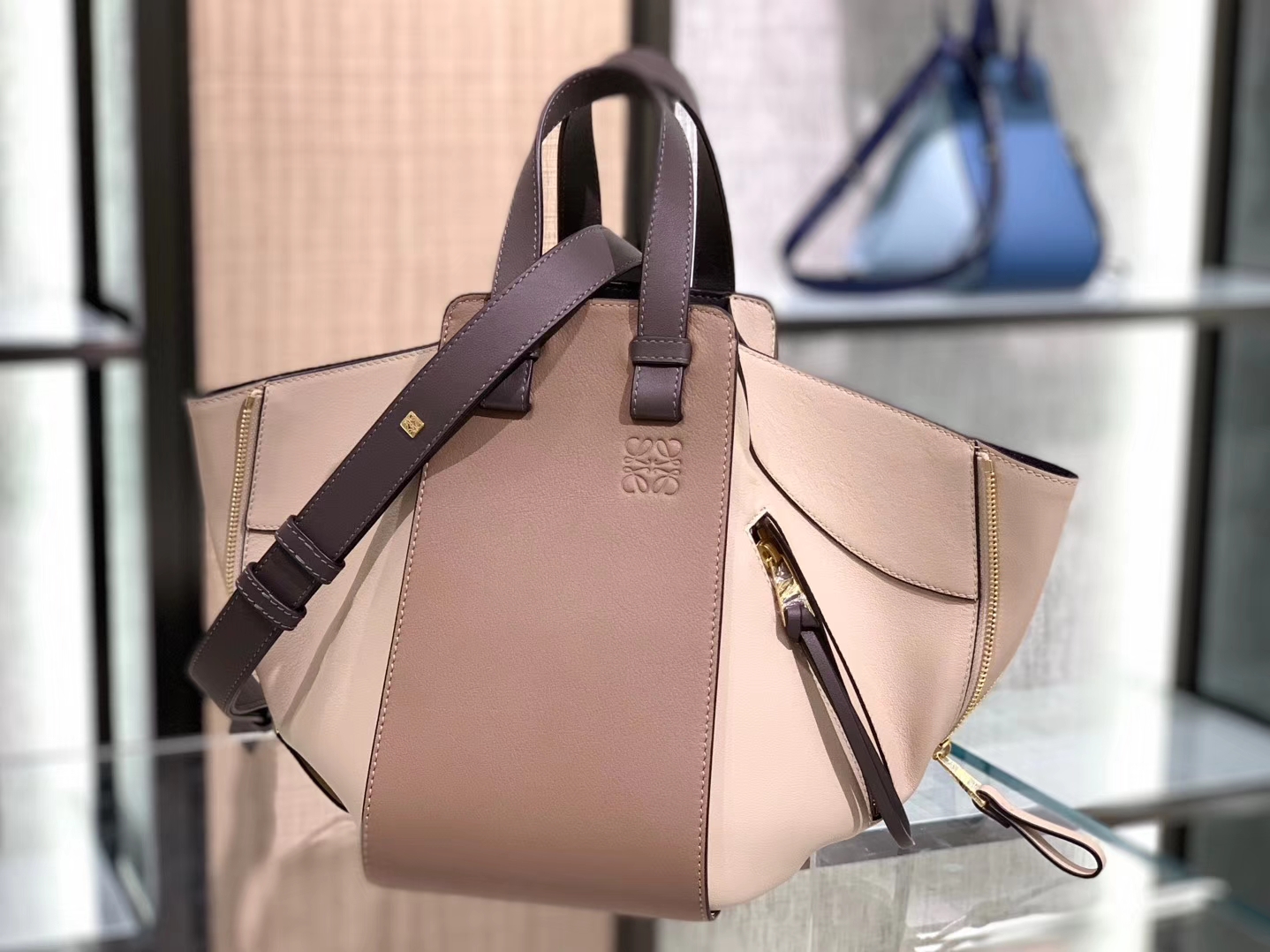 Loewe hammock 吊床包 新色 裸粉拼灰 六种背法
