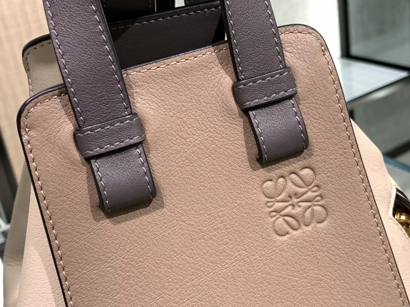 Loewe hammock 吊床包 新色 裸粉拼灰 六种背法