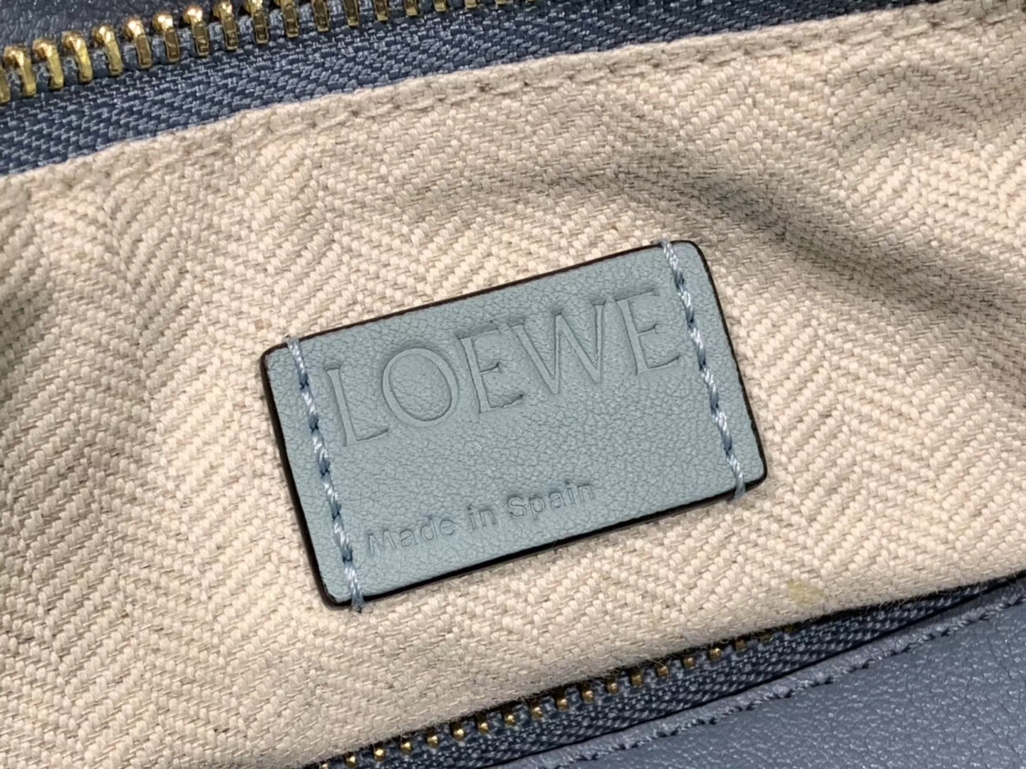 Loewe puzzle系列复古牛皮 几何图案拼色 中号