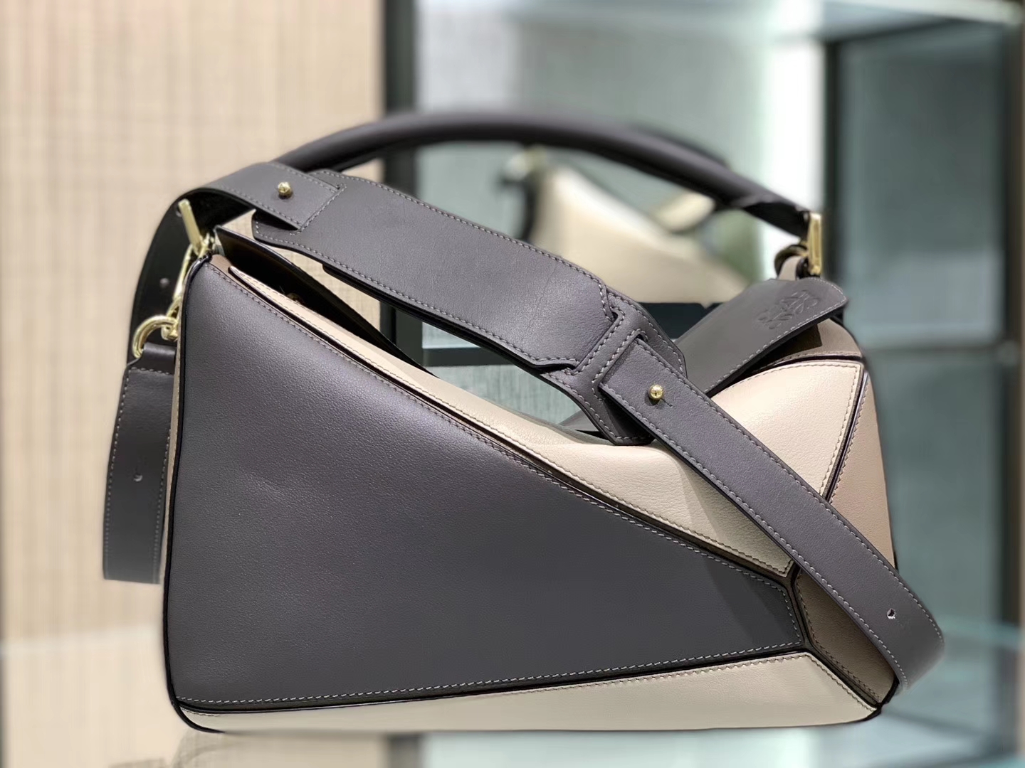 Loewe puzzle系列复古牛皮 几何图案拼色 中号