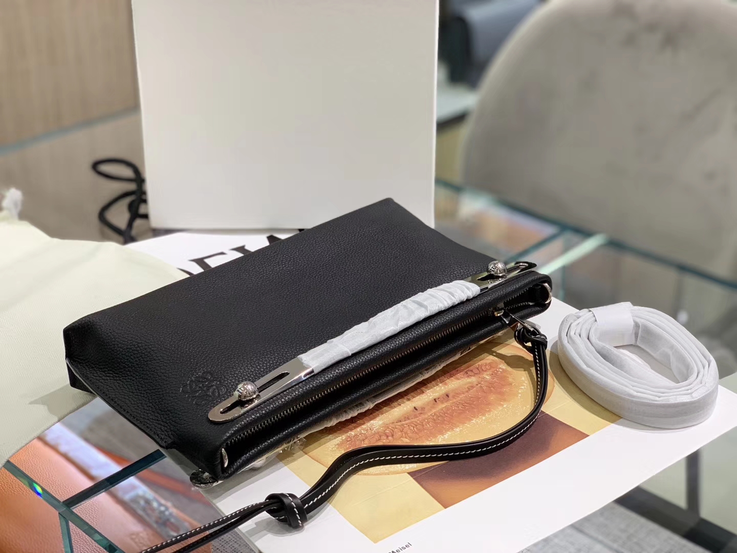 Loewe 罗意威 新款手柄 黑色 官网同步 原厂皮料五金制定
