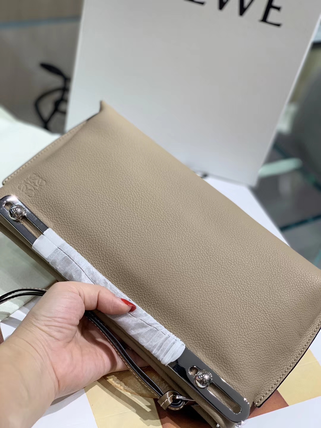 Loewe 罗意威 新款手柄 风衣灰 官网同步 原厂皮料五金制定