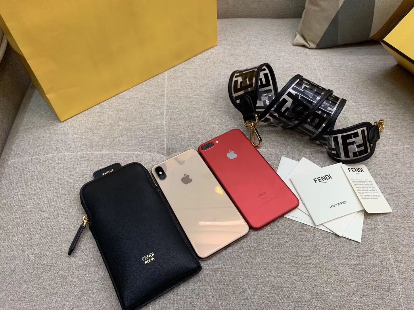 Fendi 芬迪 最新胸包 肩带可单用 黑色