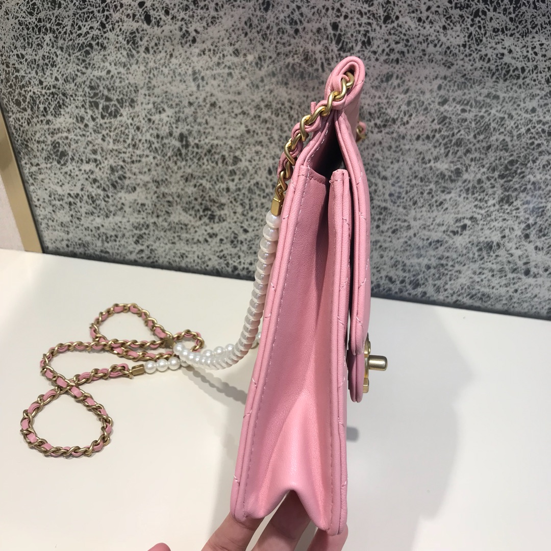 Chanel 香奈儿 新款链条珍珠包小号 进口小羊皮 粉色 沙金