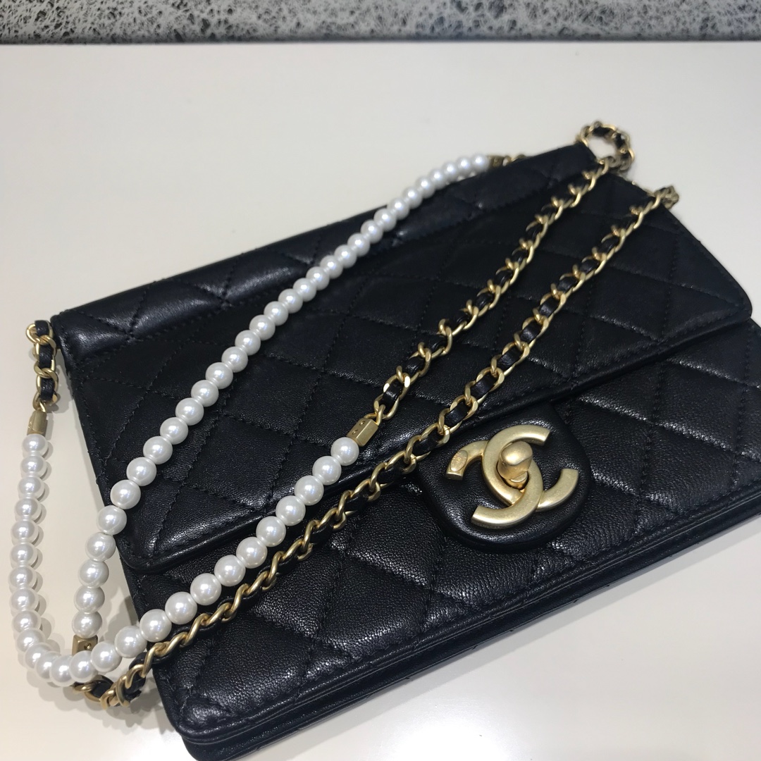 Chanel 香奈儿 新款链条珍珠包大号 进口小羊皮 黑色 沙金