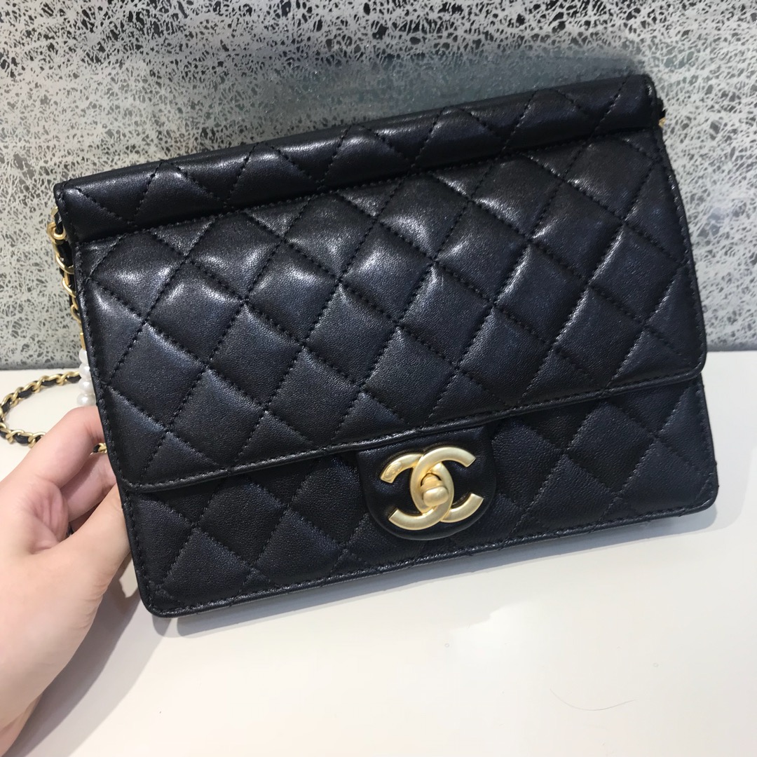 Chanel 香奈儿 新款链条珍珠包大号 进口小羊皮 黑色 沙金