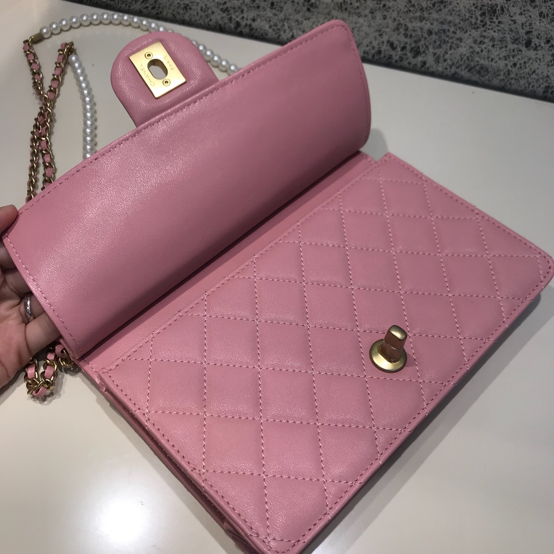Chanel 香奈儿 新款链条珍珠包大号 进口小羊皮 粉色  沙金
