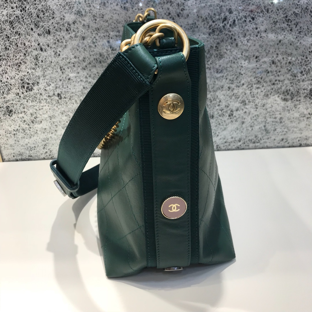 Chanel 香奈儿 Hobo bag 顶级代购版本 23cm 原厂小牛皮 绿色