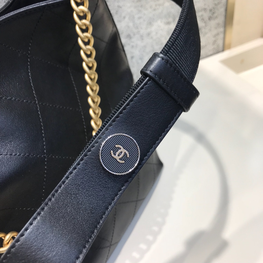 Chanel 香奈儿 Hobo bag 顶级代购版本 23cm 原厂小牛皮 全黑色