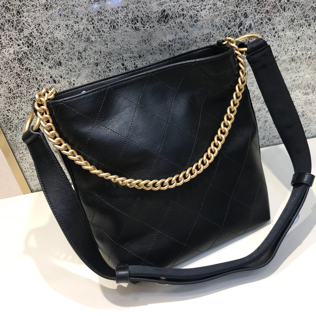 Chanel 香奈儿 Hobo bag 顶级代购版本 23cm 原厂小牛皮 全黑色
