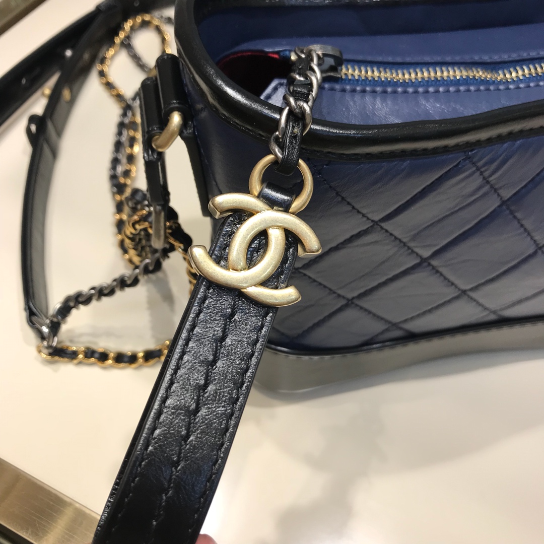 Chanel 香奈儿 Gabrielle 顶级代购版本 20cm 原厂树膏皮 蓝色 特殊渠道原厂皮 少量现货