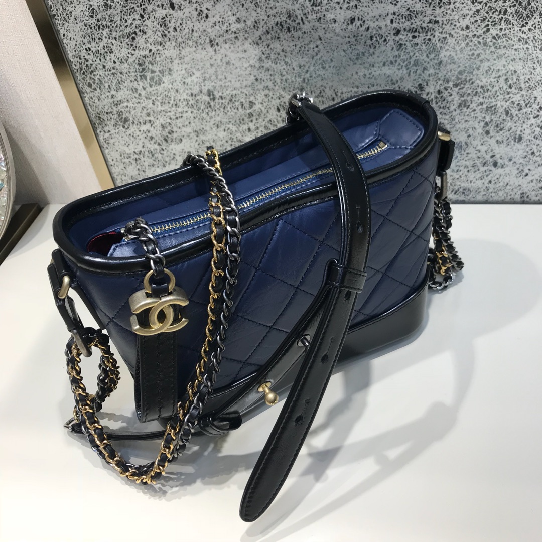 Chanel 香奈儿 Gabrielle 顶级代购版本 20cm 原厂树膏皮 蓝色 特殊渠道原厂皮 少量现货