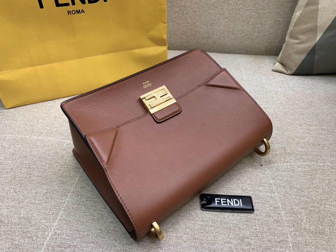 Fendi 芬迪 KAN U 系列 中号25cm 斜挎手提两用包 复古女包