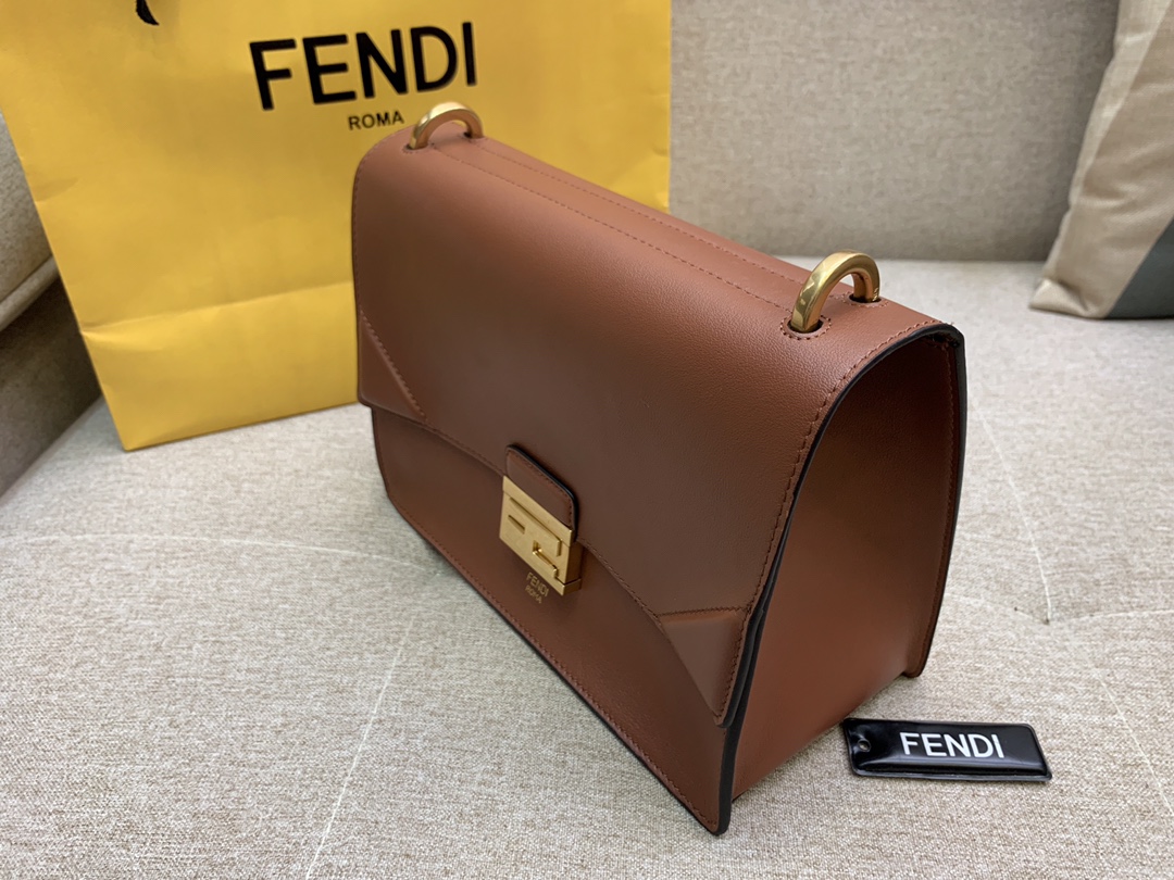 Fendi 芬迪 KAN U 系列 中号25cm 斜挎手提两用包 复古女包