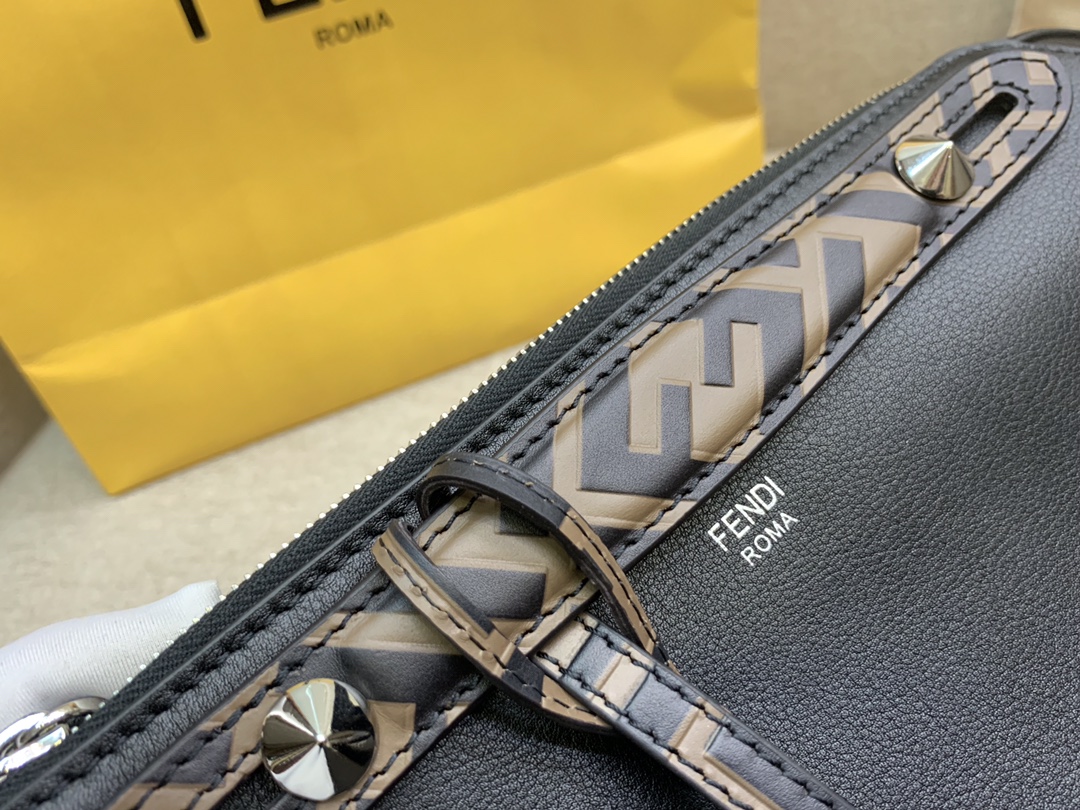 Fendi 芬迪 代购版本 By the way手袋 原厂进口皮 28cm LOGO压花F图案