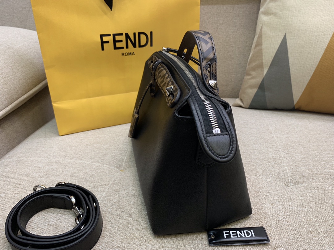 Fendi 芬迪 代购版本 By the way手袋 原厂进口皮 28cm LOGO压花F图案