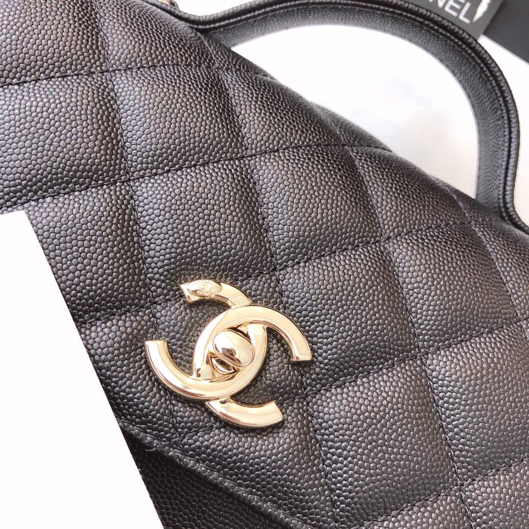 Chanel香奈儿 邮差包 20cm 黑色 进口小鱼子酱 香槟五金
