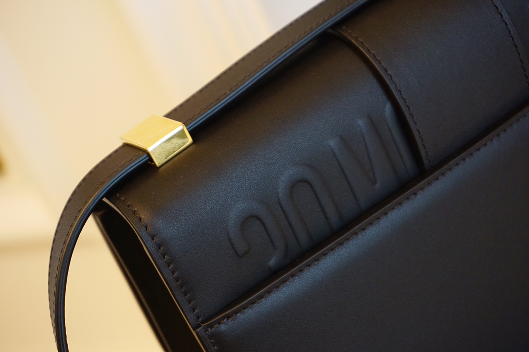 Dior 蒙田 经典黑色 进口原厂头层牛皮 24K五金 代工厂出货