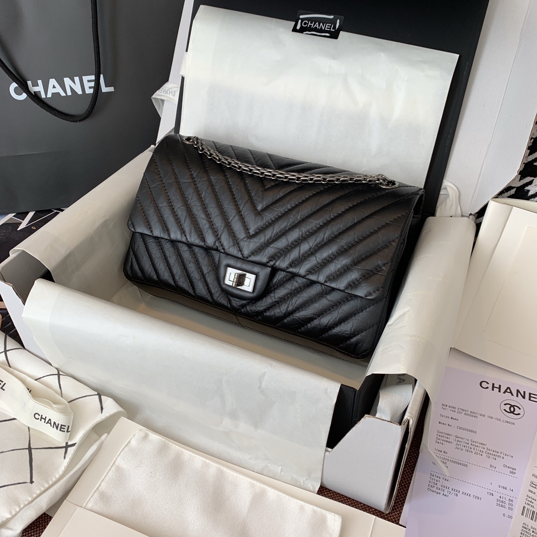 Chanel 香奈儿 复刻2.55 渠道代购版本 Ｖ纹 28cm～原厂皮～黑色～古银