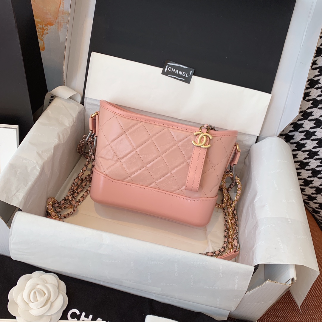 Chanel 香奈儿 Gabrielle 顶级代购版本 20cm～原厂树纹皮～樱花粉