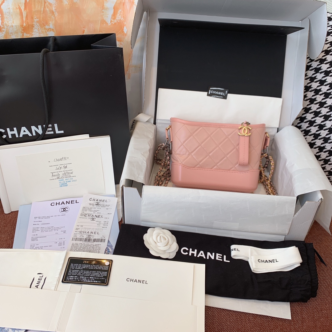 Chanel 香奈儿 Gabrielle 顶级代购版本 20cm～原厂树纹皮～樱花粉