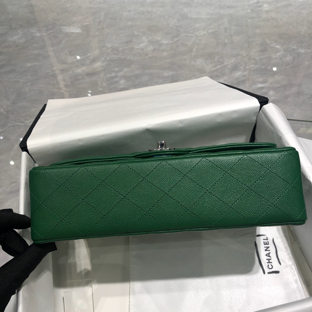 Chanel 香奈儿 法国原厂Haas球纹鱼子酱牛皮 25cm 青草绿银扣