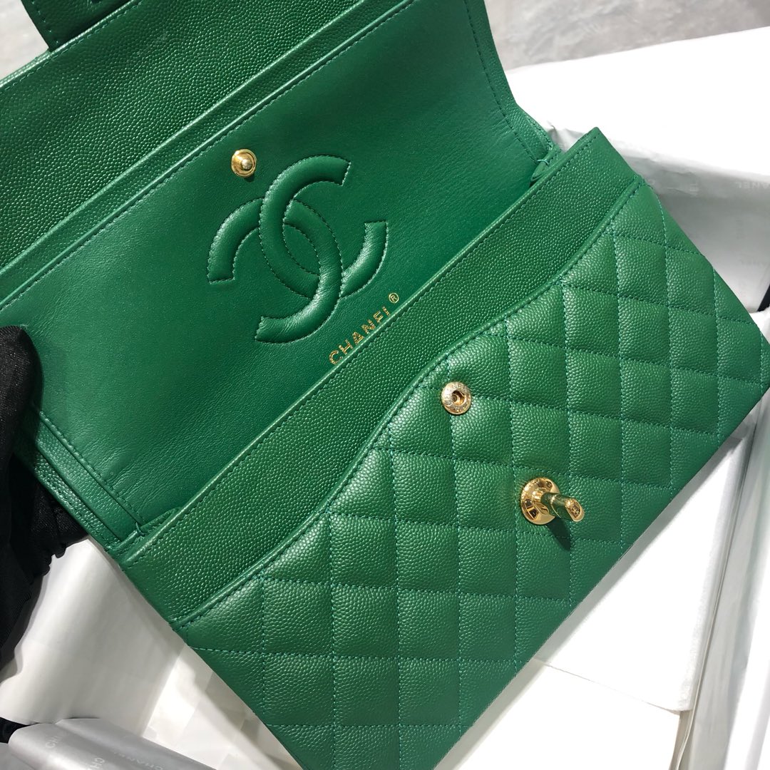 Chanel 香奈儿 法国原厂Haas球纹鱼子酱牛皮 25cm 青草绿金扣