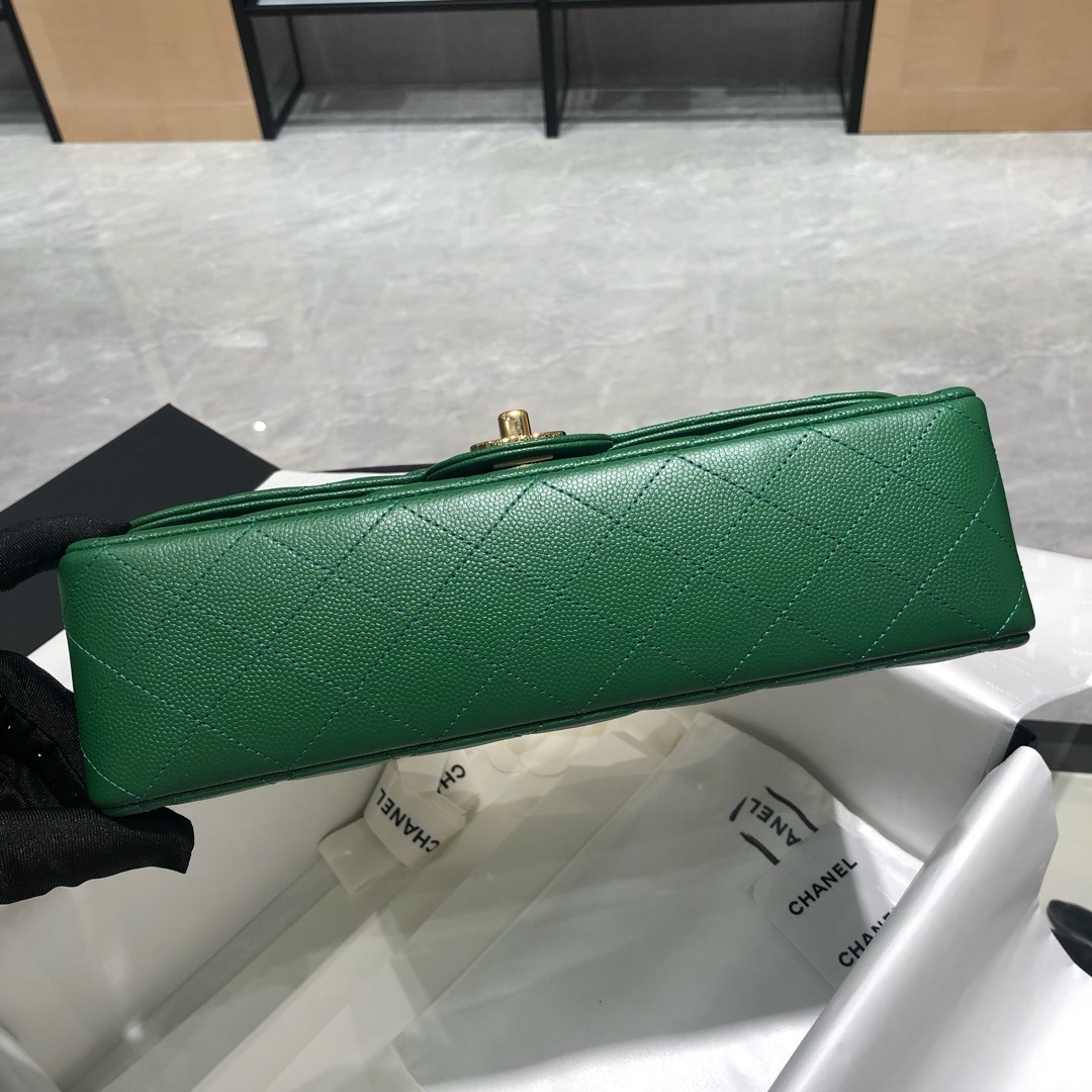 Chanel 香奈儿 法国原厂Haas球纹鱼子酱牛皮 25cm 青草绿金扣