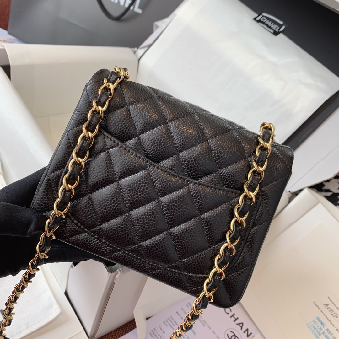Chanel 香奈儿 黑色 金扣 法国原厂Haas球纹鱼子酱牛皮 17cm