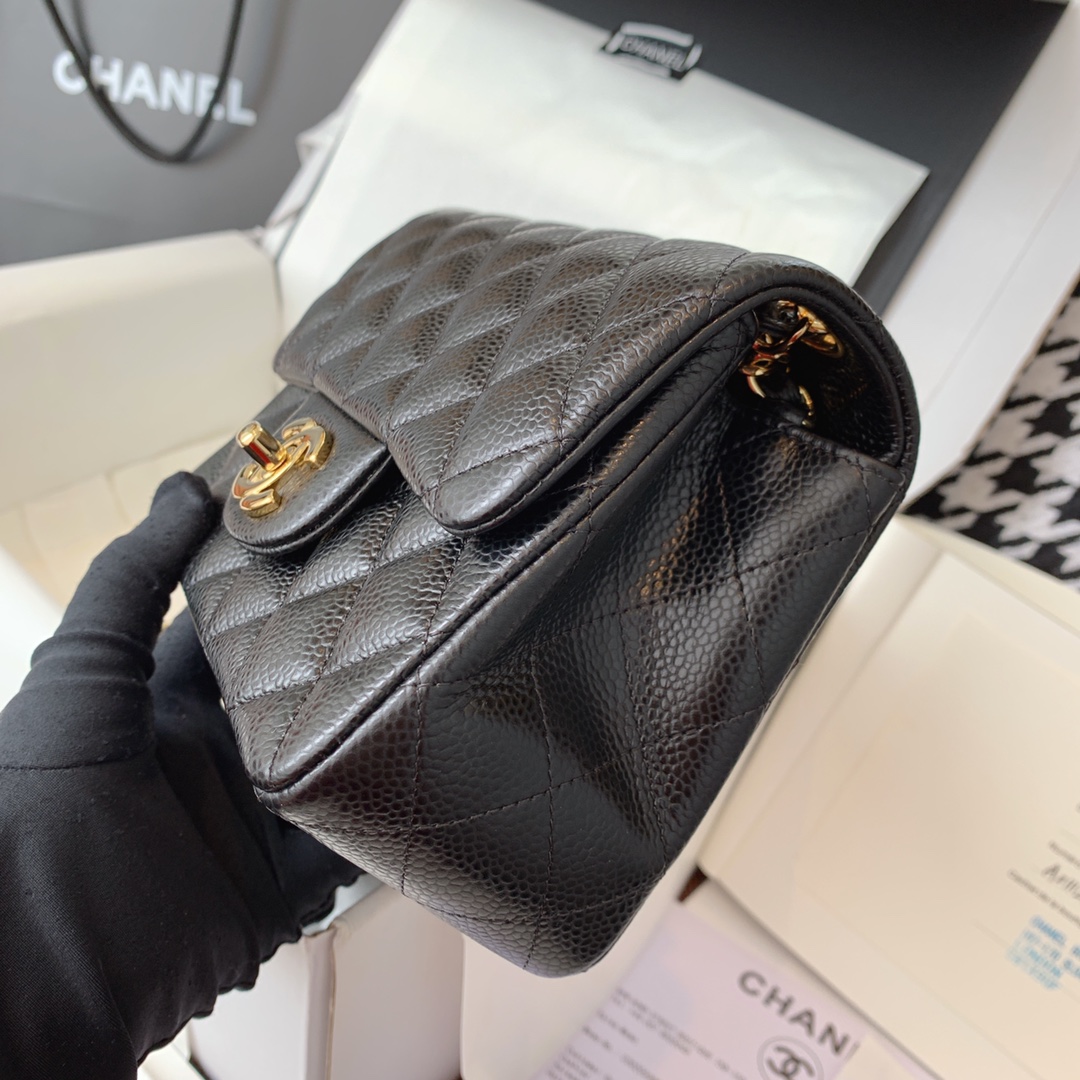 Chanel 香奈儿 黑色 金扣 法国原厂Haas球纹鱼子酱牛皮 17cm