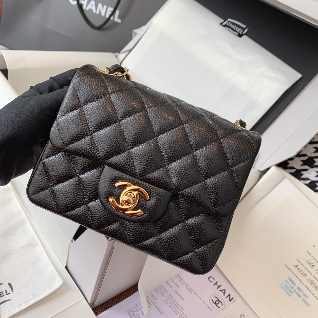 Chanel 香奈儿 黑色 金扣 法国原厂Haas球纹鱼子酱牛皮 17cm