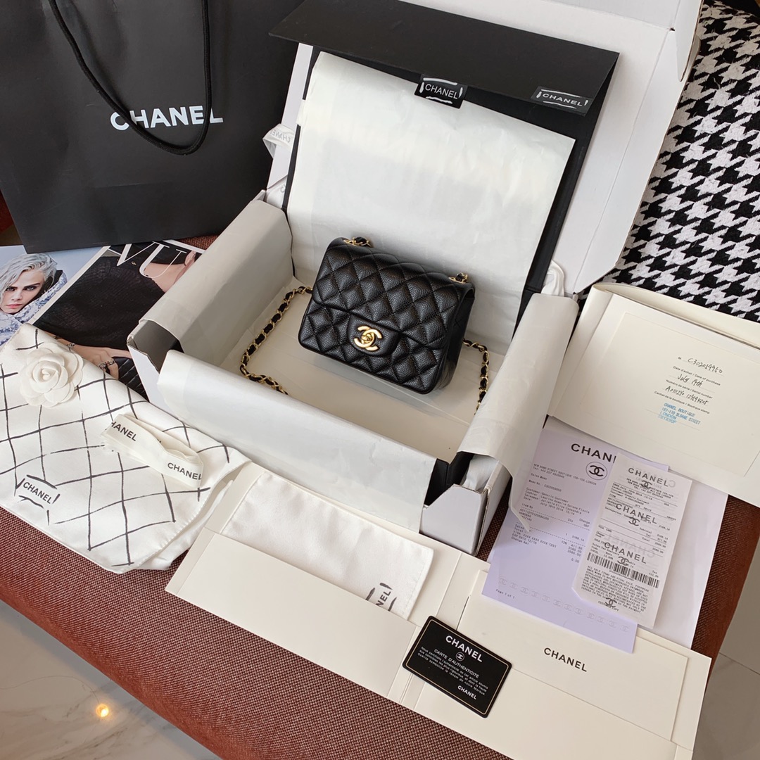 Chanel 香奈儿 黑色 金扣 法国原厂Haas球纹鱼子酱牛皮 17cm