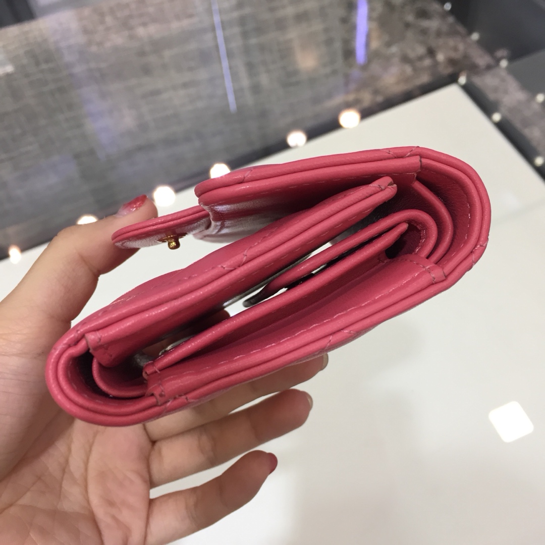 Chanel 香奈儿 三折包小钱包  进口小羊皮～西瓜红金扣