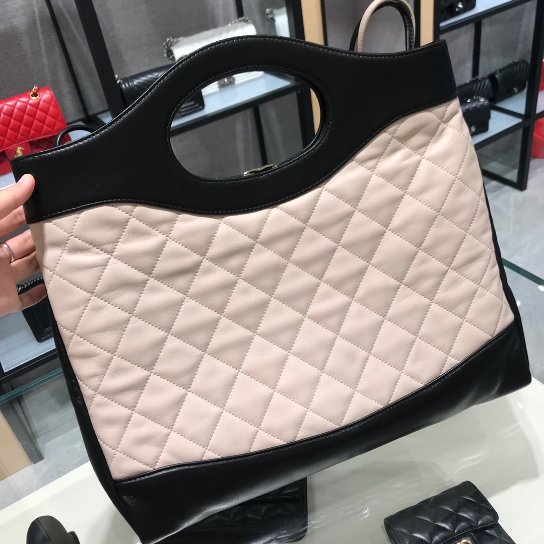 Chanel 香奈儿3 1手提袋 顶级代购版本 原厂小羊皮 杏色配黑色