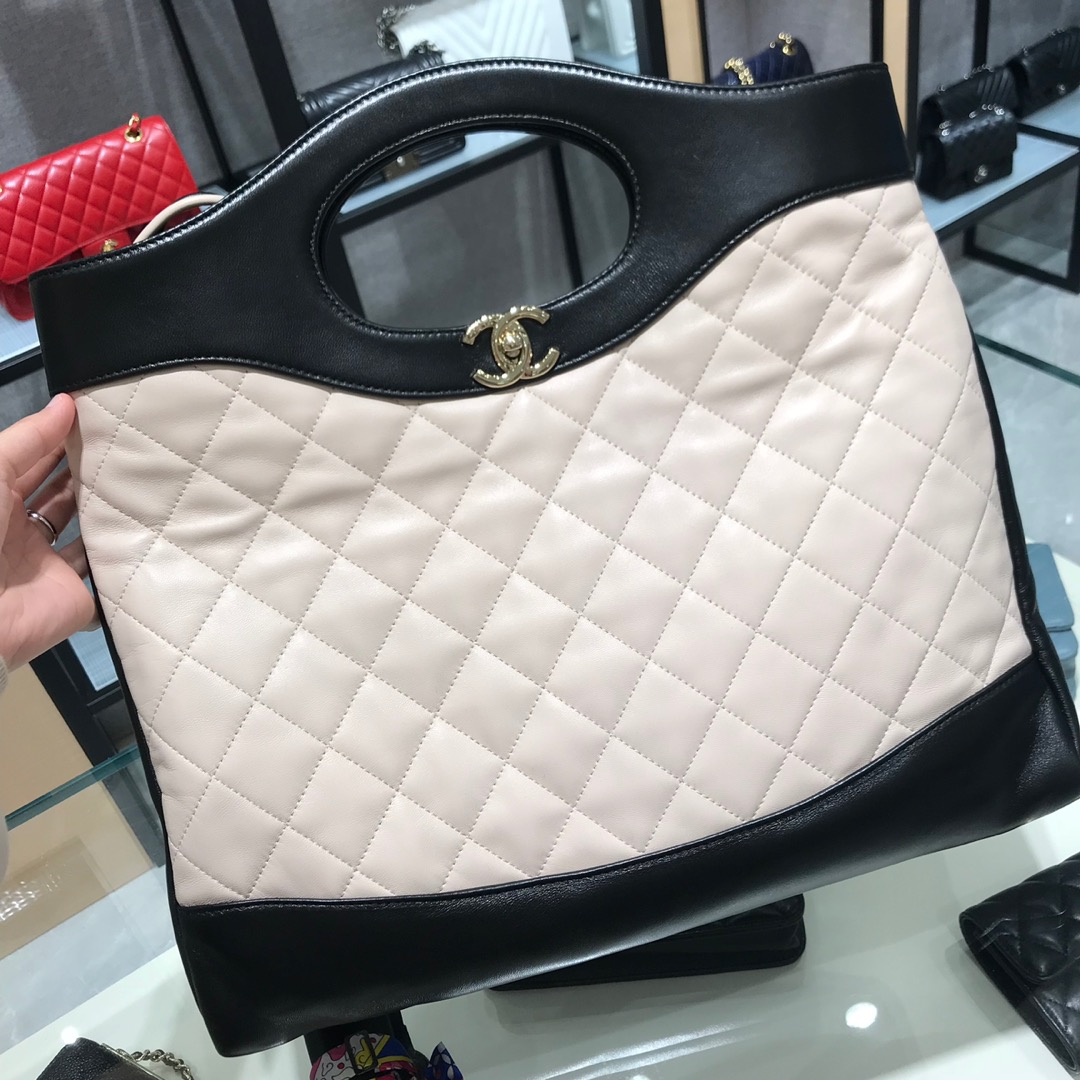 Chanel 香奈儿3 1手提袋 顶级代购版本 原厂小羊皮 杏色配黑色