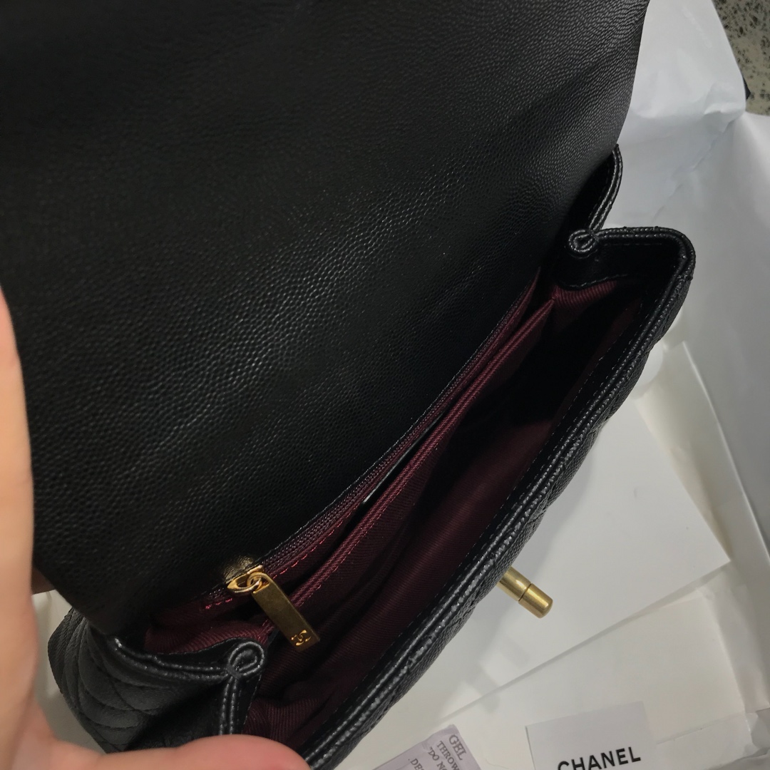 Chanel 香奈儿 CoCo Handle 顶级代购版 23cm～原厂小牛皮～球纹手柄～黑色～沙金