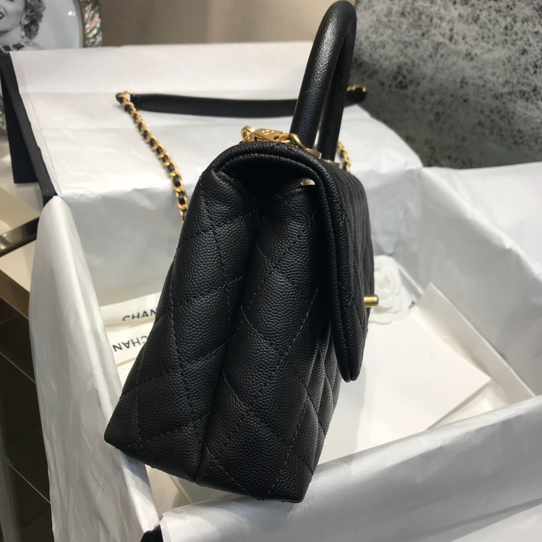 Chanel 香奈儿 CoCo Handle 顶级代购版 23cm～原厂小牛皮～球纹手柄～黑色～沙金