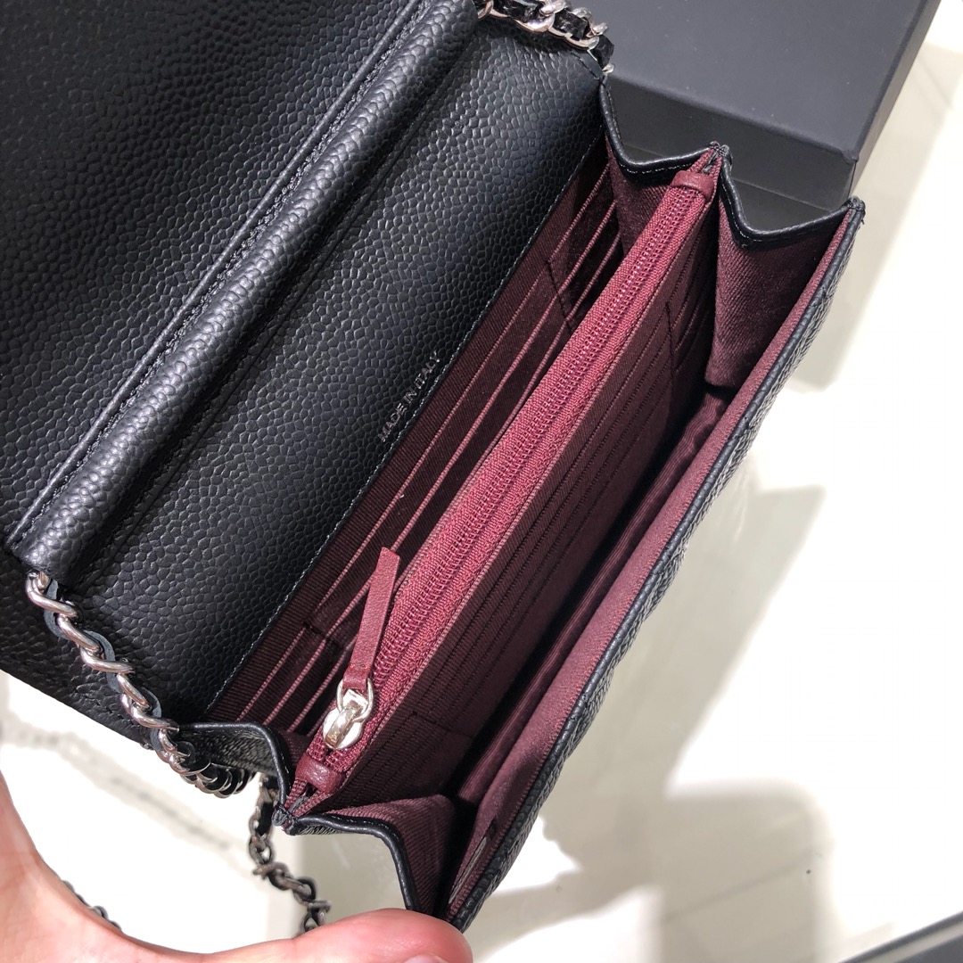Chanel 香奈儿 WOC 17cm 进口鱼子酱 黑色 银扣