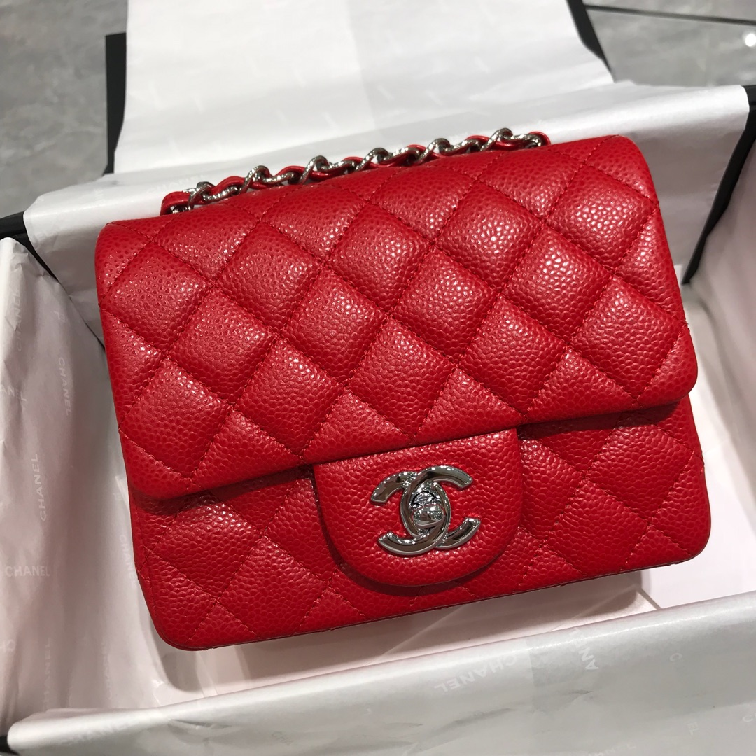 Chanel 香奈儿 Classic Flap 17cm 鱼子酱 真空电镀纯铜五金