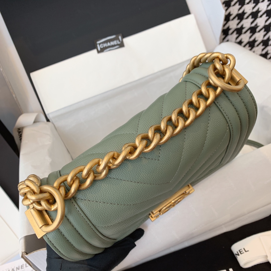 【正品级】抹茶绿色 Chanel 小号 法国原厂Haas小球纹鱼子酱牛皮 leboy 20cm 原厂皮