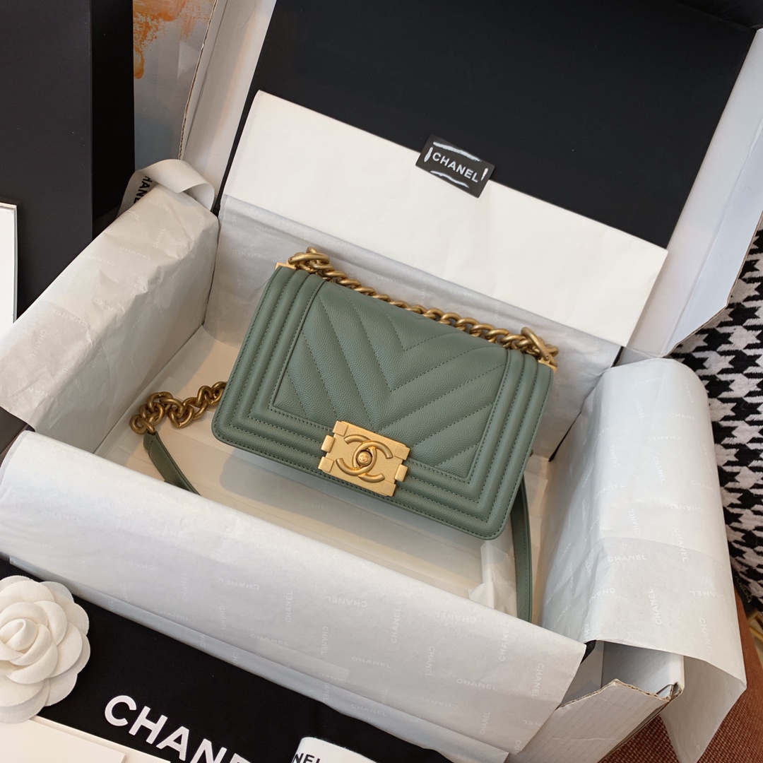 【正品级】抹茶绿色 Chanel 小号 法国原厂Haas小球纹鱼子酱牛皮 leboy 20cm 原厂皮