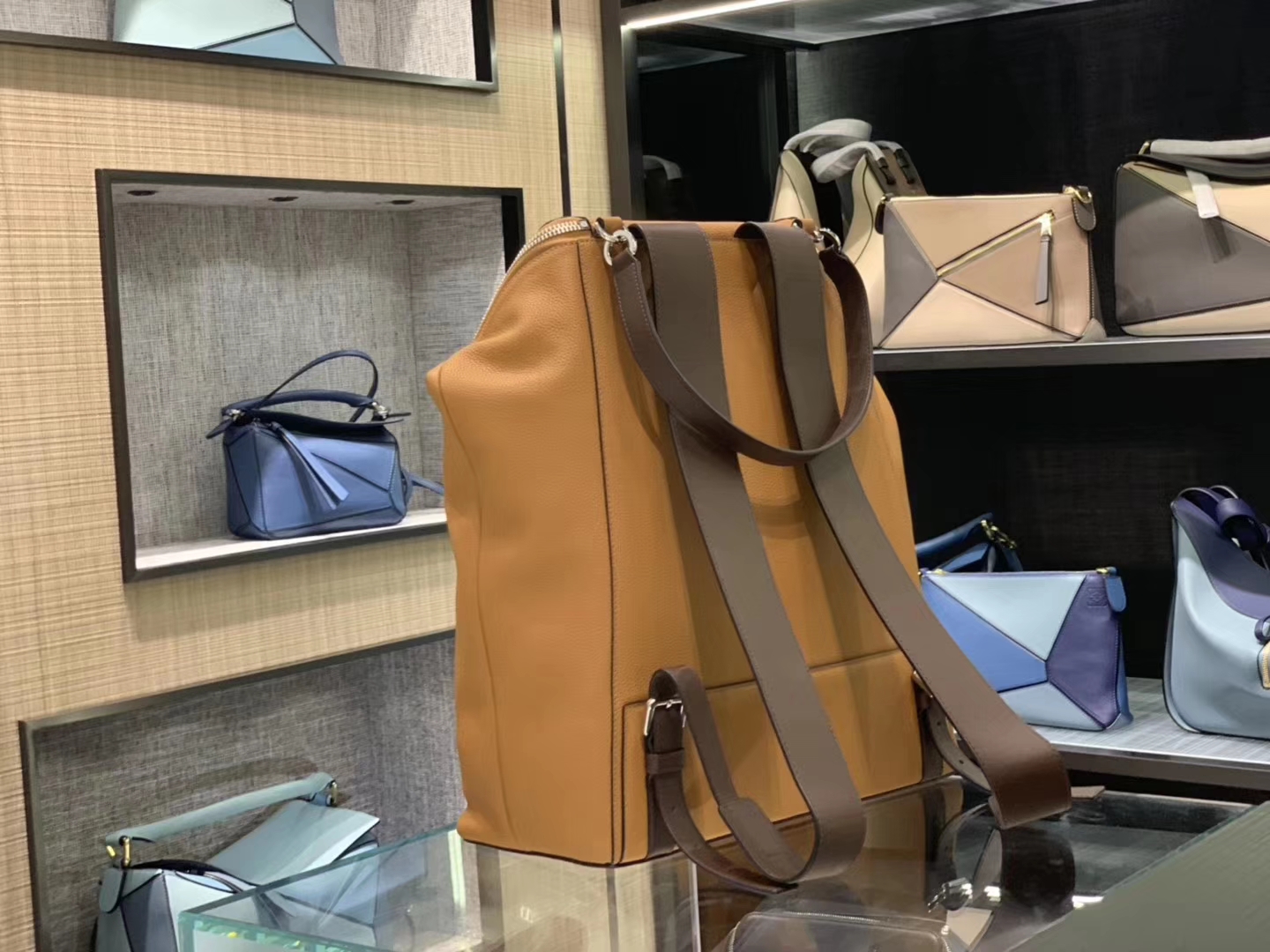 Loewe 罗意威 大背包 土黄 代购版本 大容量