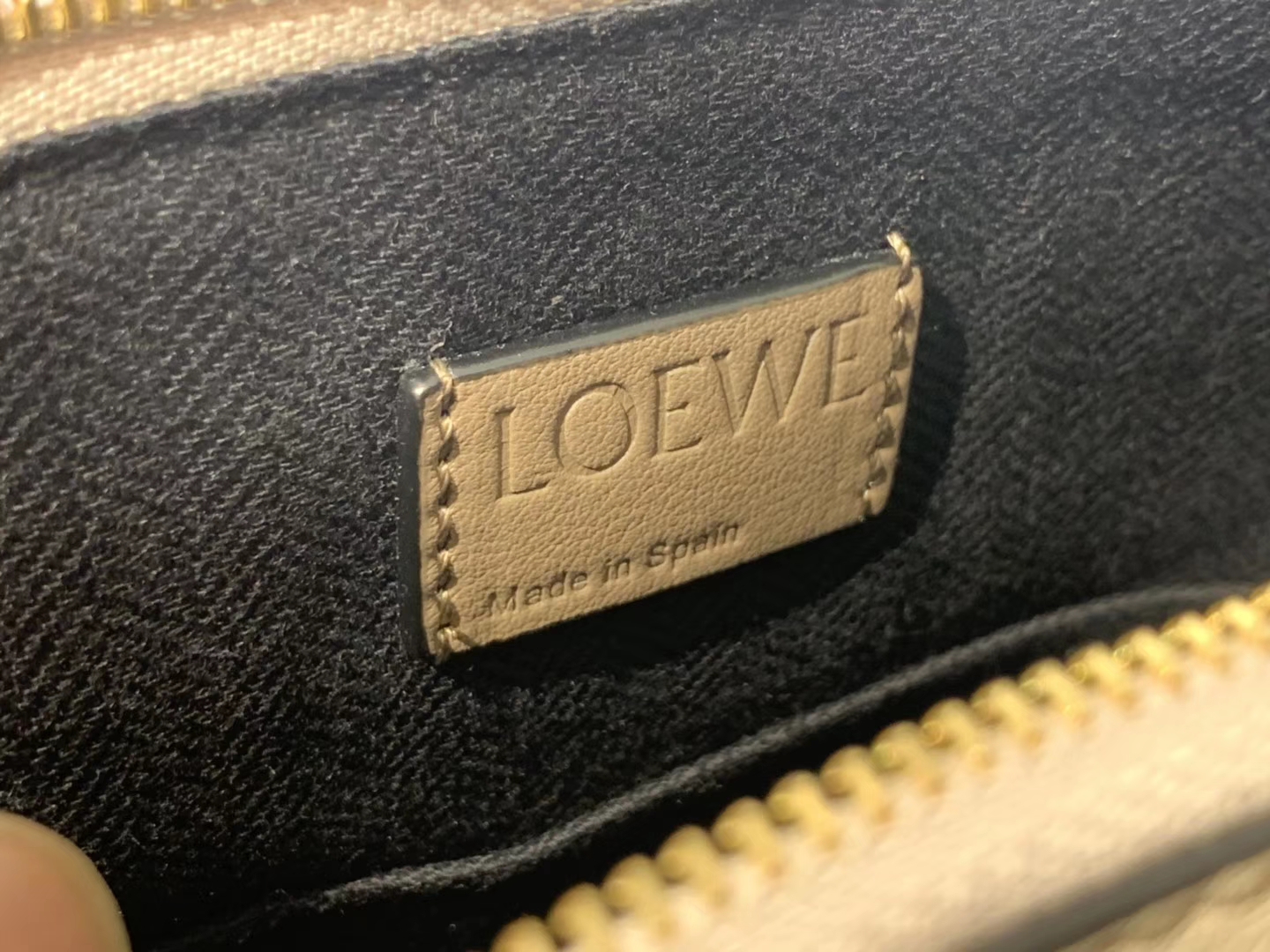 Loewe 罗意威 puzzle mini 斜挂小包 褐灰色 