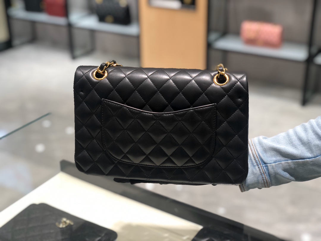 Chanel 香奈儿【真品级】原厂《Classic Flap》代购版本 25cm～原厂小羊皮～黑色～金扣